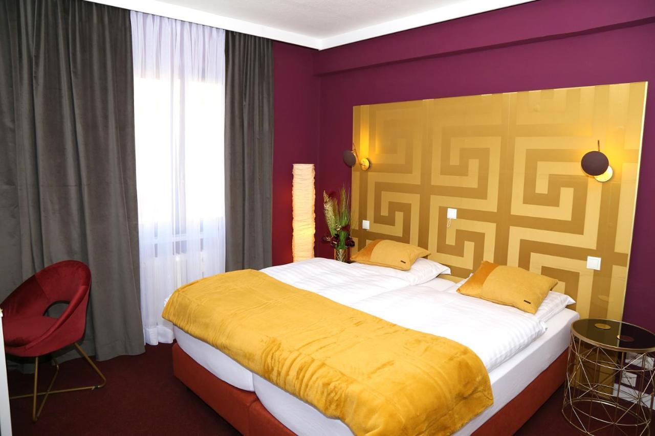 Hotel Garni Kluth Бонн Екстер'єр фото