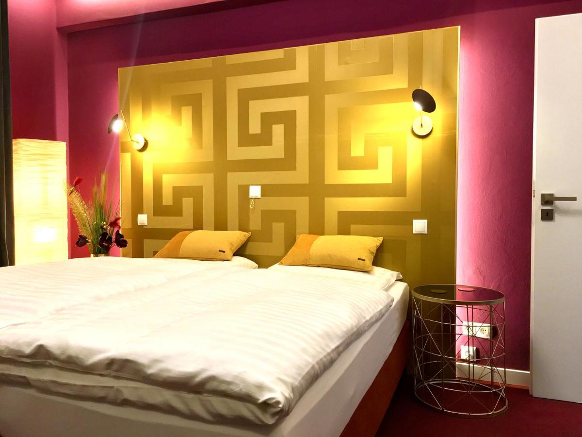 Hotel Garni Kluth Бонн Екстер'єр фото