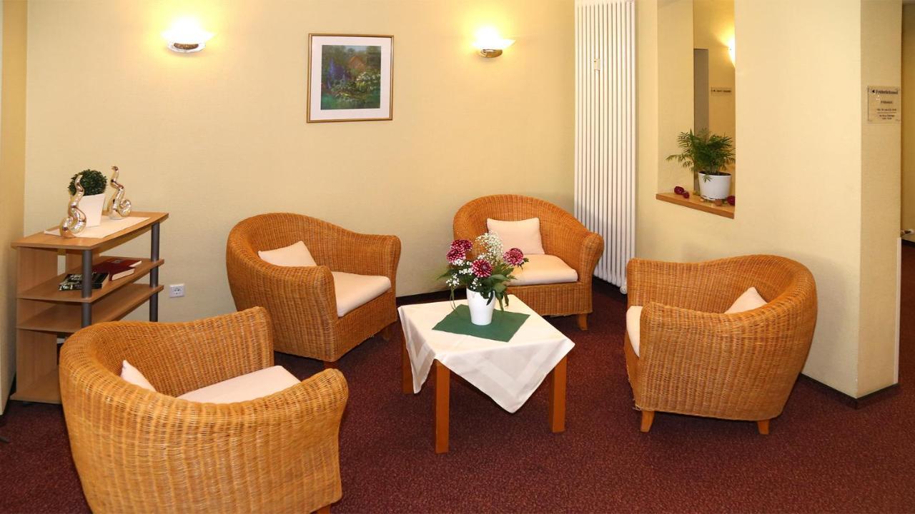 Hotel Garni Kluth Бонн Екстер'єр фото